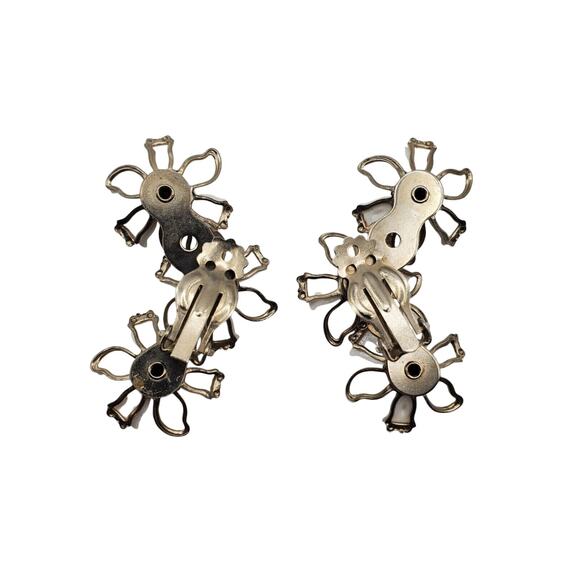White Flower Clip Earrings Ear Climbers Rhinestones Lucite Petal 60s Mid Century - Picture 7 of 7